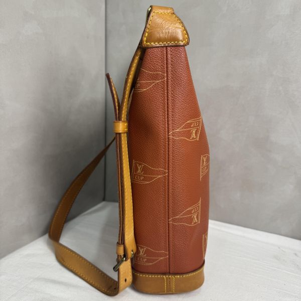 LV 1995美洲杯帆船賽限量斜挎包 