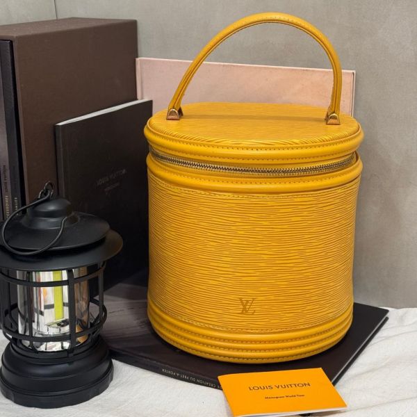 Louis Vuitton 圓桶手提化妝包 