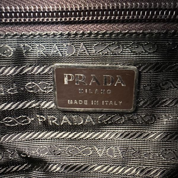 PRADA 米白色帆布腋下包 