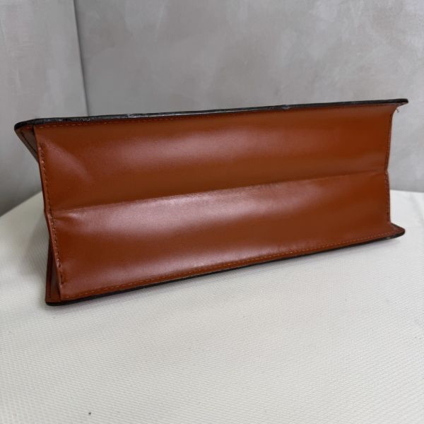 Louis Vuitton Epi棕色手拿包 