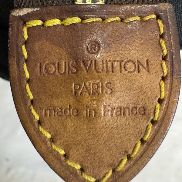 Louis Vuitton 老花 小號洗漱手拿包 