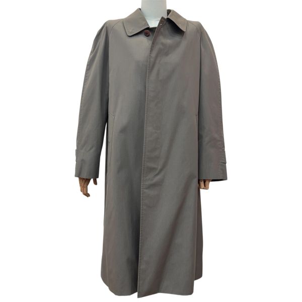 Burberry 灰色長款風衣 