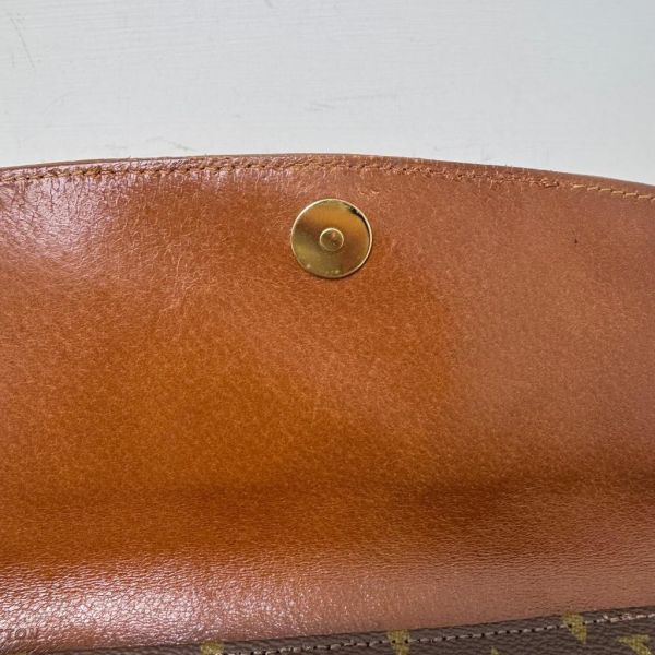 Louis Vuitton 老花紅皮手拿包 