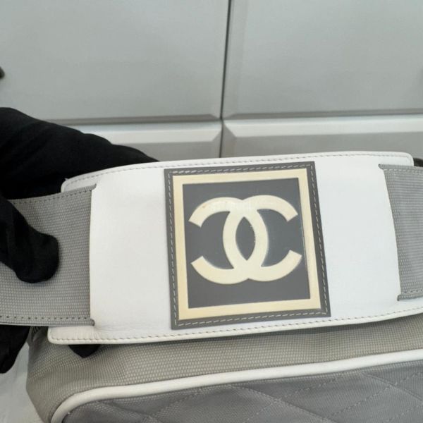 Chanel 方牌運動包 