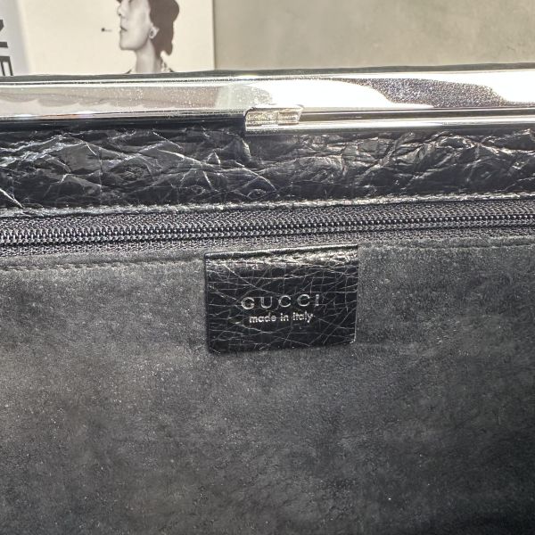 Gucci 黑色壓紋鴕鳥皮肩背包* 