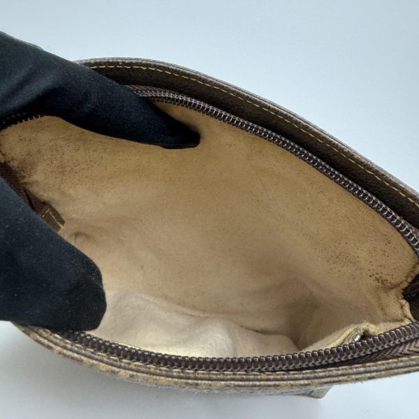 Gucci GG Supreme斜挎包 