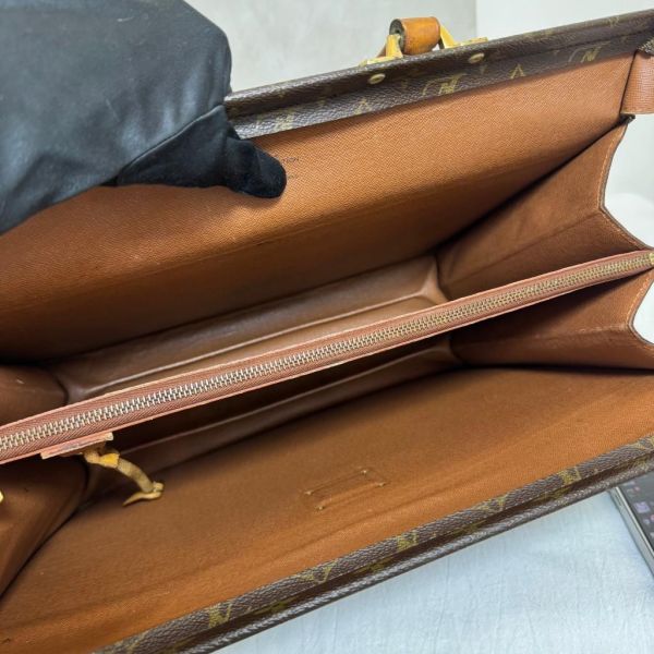 Louis Vuitton 絕版硬殼醫生包 