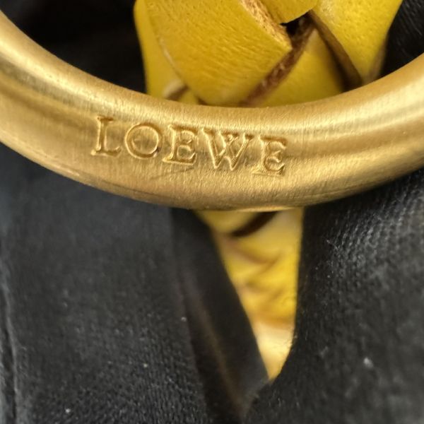 Loewe 黃色絨面革 (Suede) 手提包 
