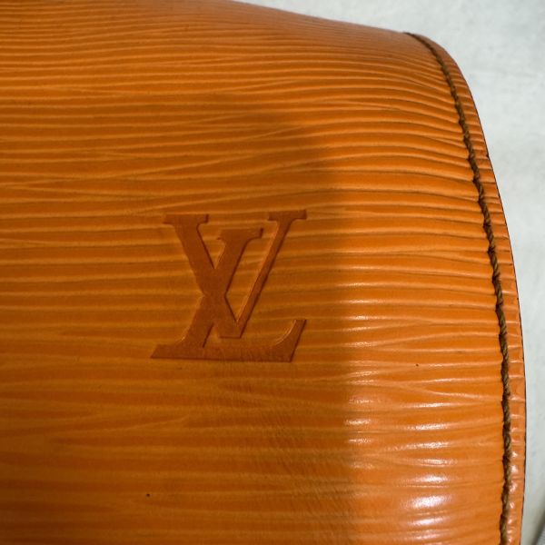 Louis Vuitton 橘色水波紋手提包 