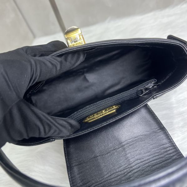 Givenchy 復古手袋 