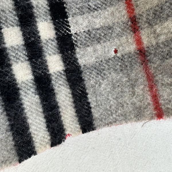 Burberry 巴寶莉 羊毛格紋圍巾 