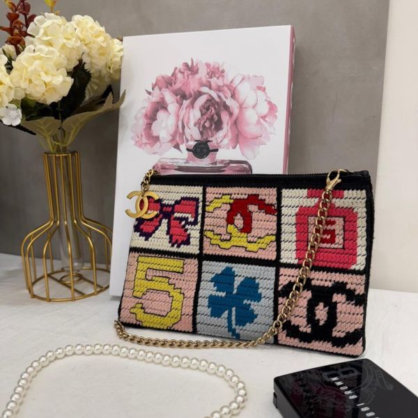 Chanel 小號毛線鏈包 