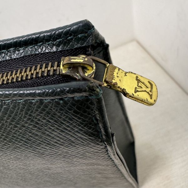 Louis Vuitton 墨綠手拿包 