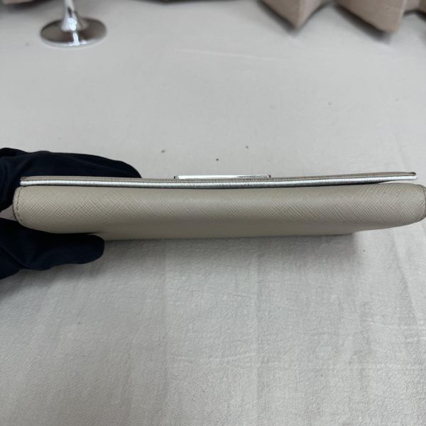 agnes b. 米色長款錢包 