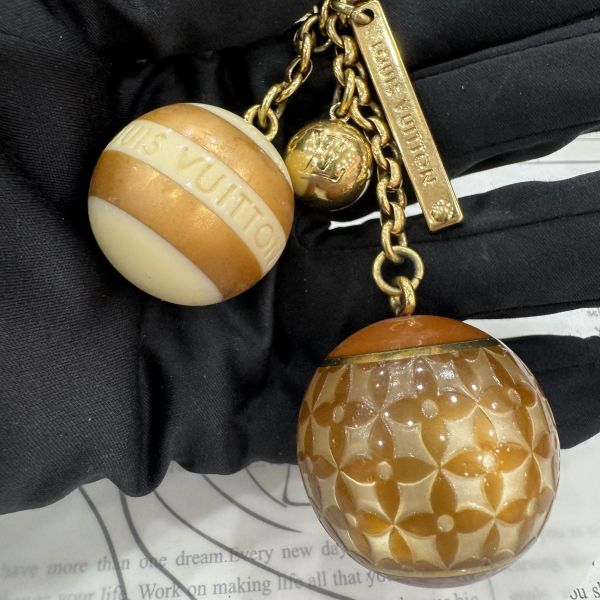 Louis Vuitton 球形掛飾 