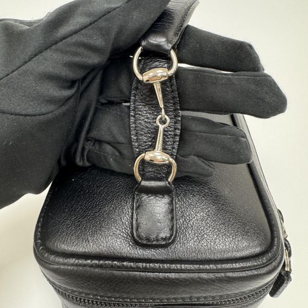 Gucci 黑色皮革手提包 