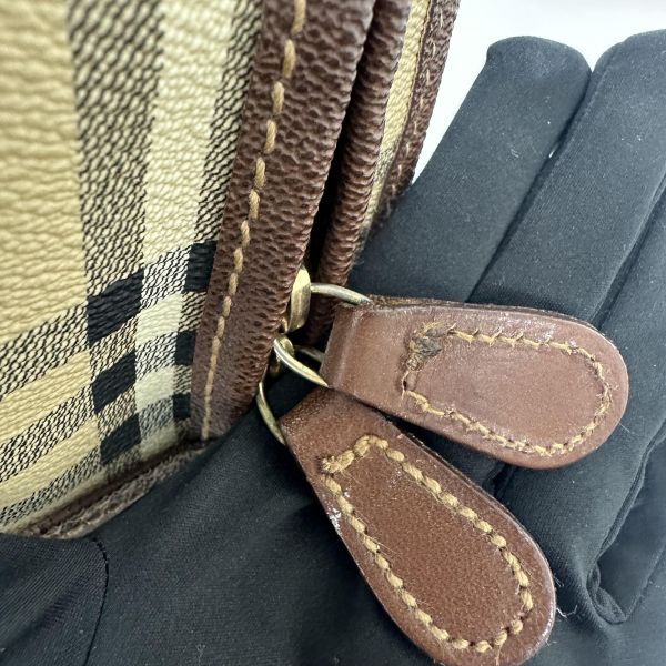 Burberry 經典波士頓旅行包 