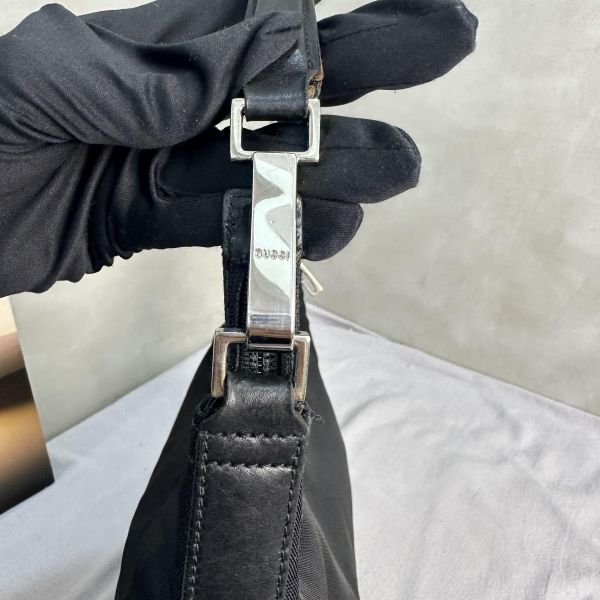 Gucci 黑色尼龍單肩包 