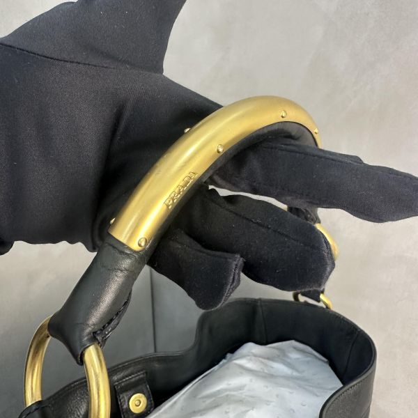 Prada  Vitello Daino Hobo 黑色手提包 