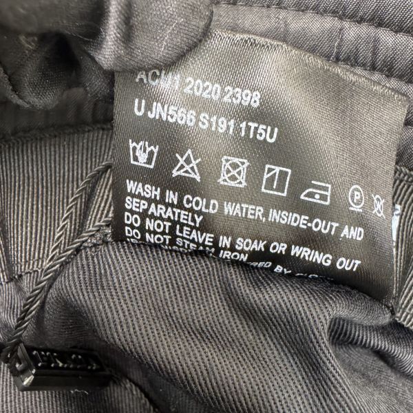 Prada 黑色尼龍三角鐵牌logo 漁夫帽 