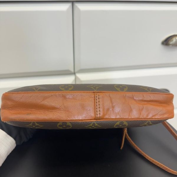 Louis Vuitton 方型手拿包 