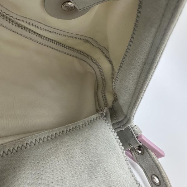 Fendi Baguette 淡灰色布面肩背包 