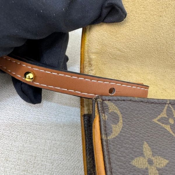 Louis Vuitton 大號信封包 