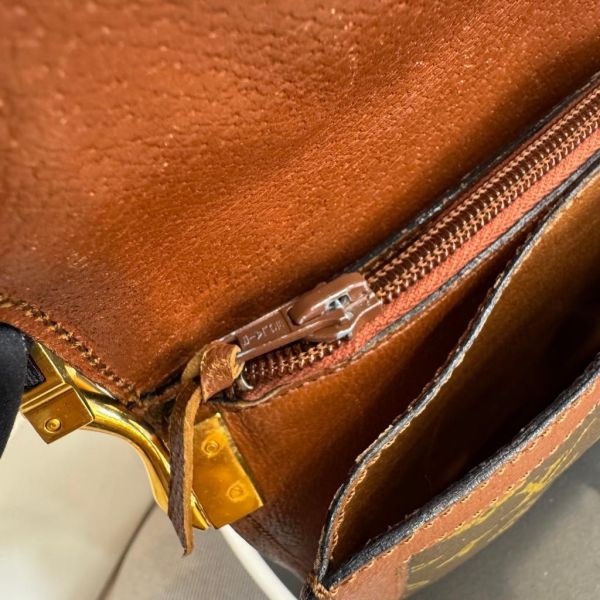 Louis Vuitton 紅皮肩背包 