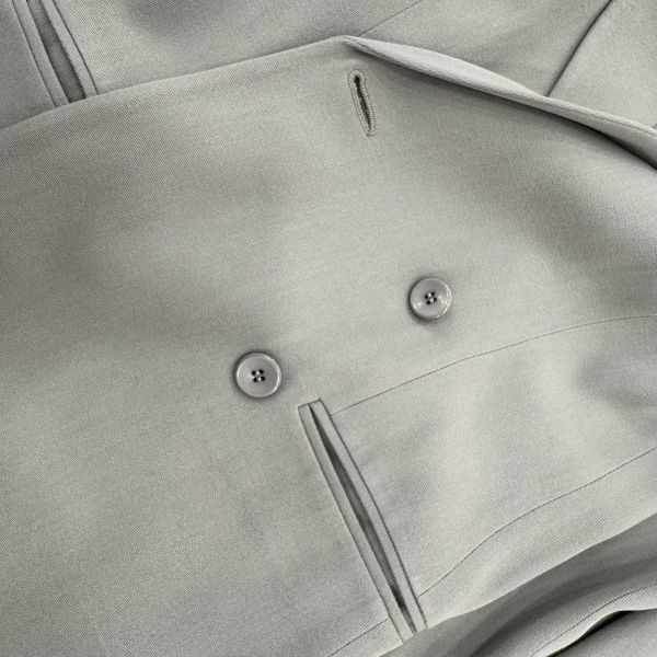 Emporio Armani灰色雙排扣女士西裝外套 