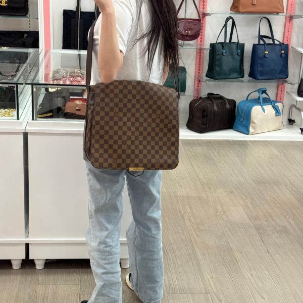 Louis Vuitton 棋盤格王建民包 