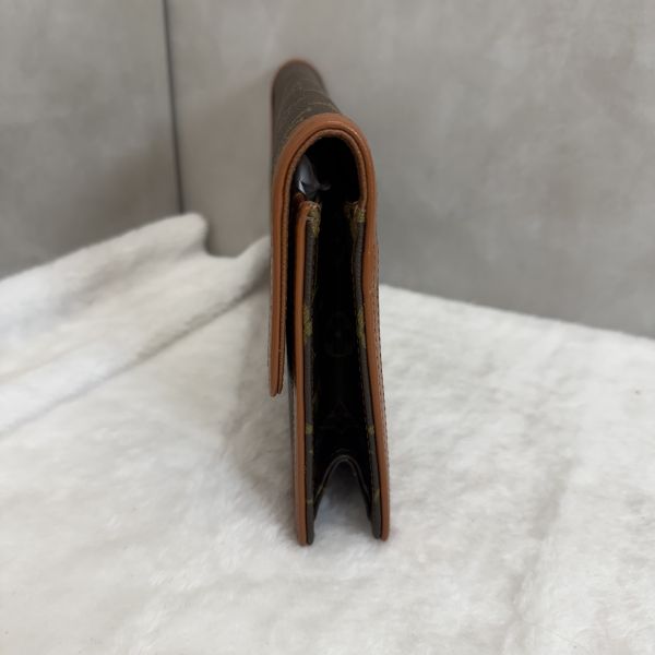 Louis Vuitton 老花紅皮手拿包 