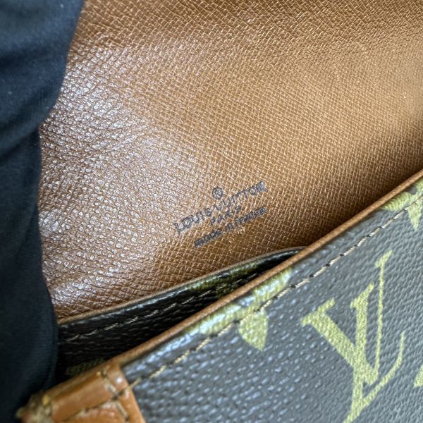 Louis Vuitton 26手拿包 