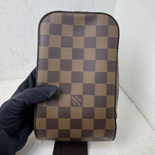 Louis Vuitton 棋盤胸包 