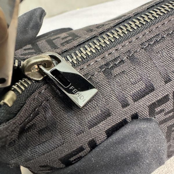 Fendi Zucchino 帆布手拿包 