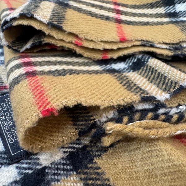Burberry 純羊毛經典格紋圍巾 