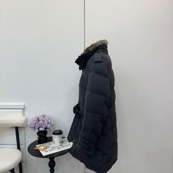 Burberry 羽絨大衣 