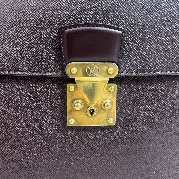 Louis Vuitton 公事包 