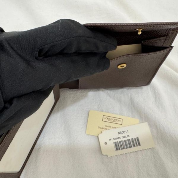 Louis Vuitton 棋盤格對開短夾 