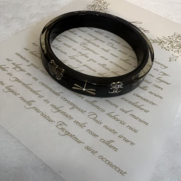 Chanel 樹脂水晶CC 蜻蜓蝴蝶手鐲 