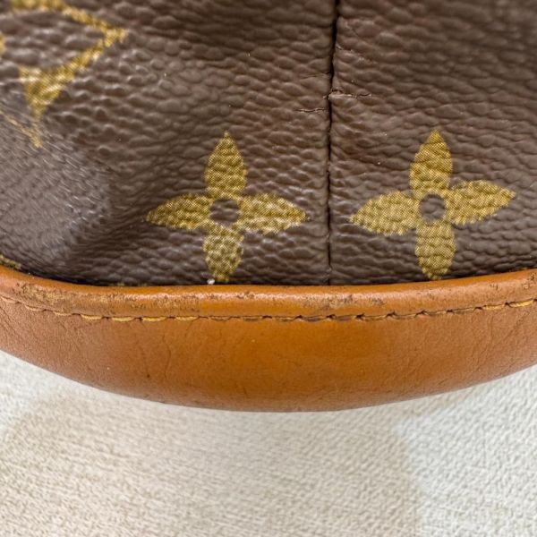 Louis Vuitton Monogram Looping 水桶包 