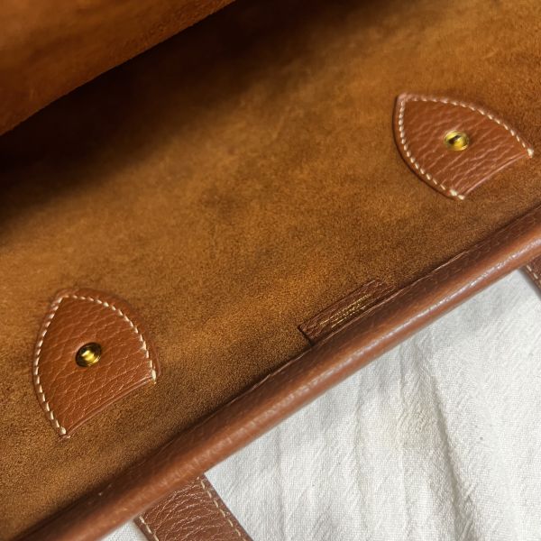 Hermès 金棕手袋 