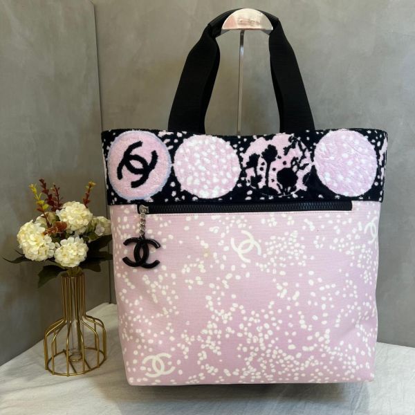 Chanel 粉色帆布托特包 