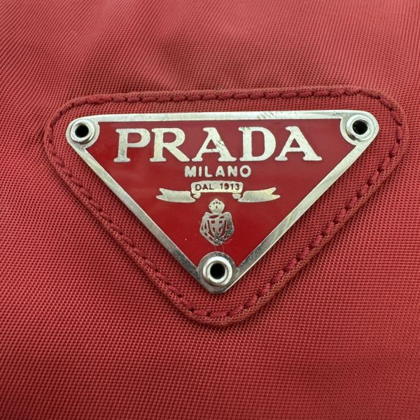 Prada 普拉達 經典的 Tessuto 尼龍托特包 