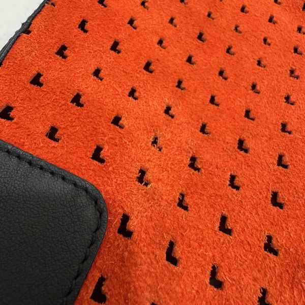 Loewe 羅意威 Anagram 麂皮單肩包 