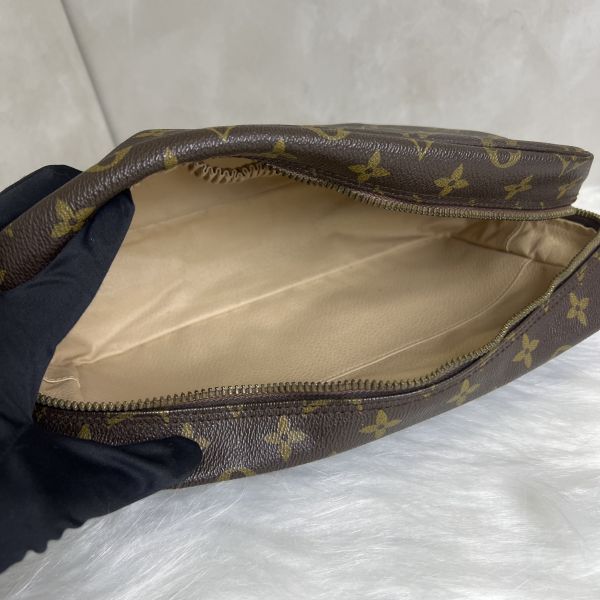 Louis Vuitton 經典手拿包 