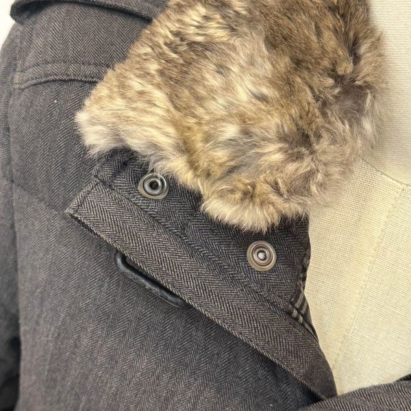 Burberry 羽絨大衣 