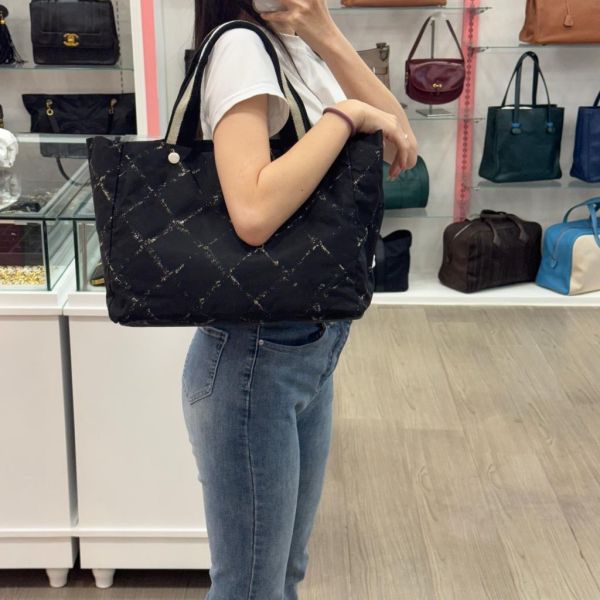 CHANEL 格菱帆布包 