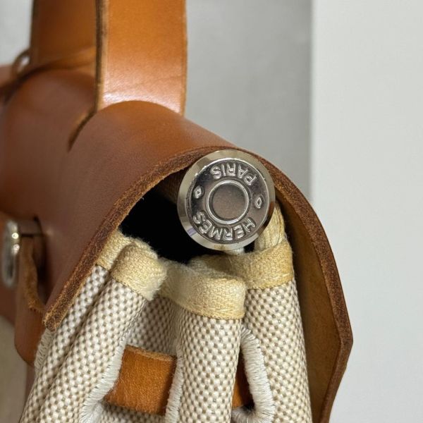 Hermès 帆布焦糖雙肩包 