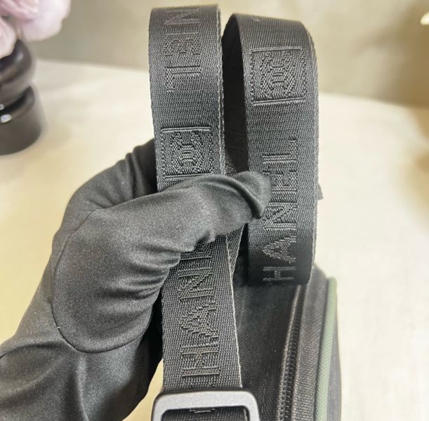 Chanel 帆布蛋蛋包 