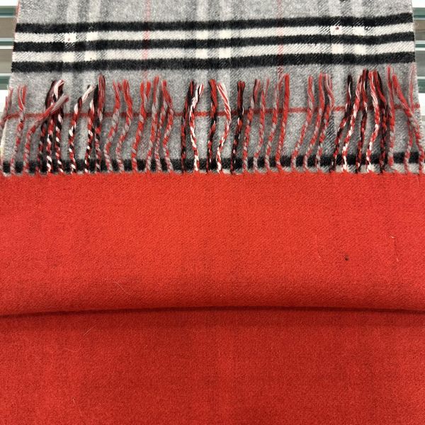 Burberry 巴寶莉 羊毛格紋圍巾 